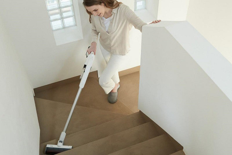 Choosing the Best Stair Vacuum: 7 Essential Features to Consider